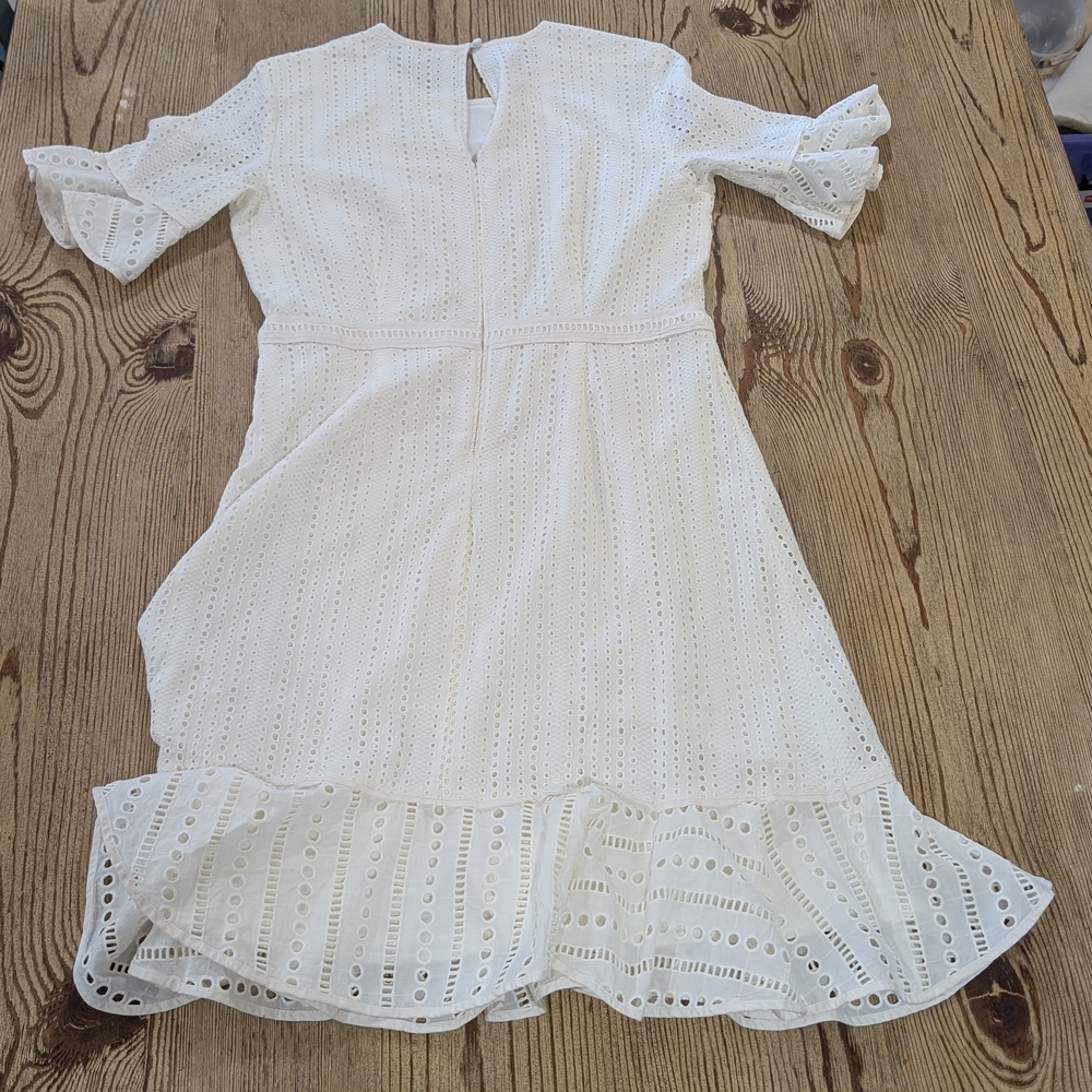 Banana Republic Cream Eyelet Midi Dress Women's Size 8 Preppy Lace Flare Sleeve - Picture 14 of 14